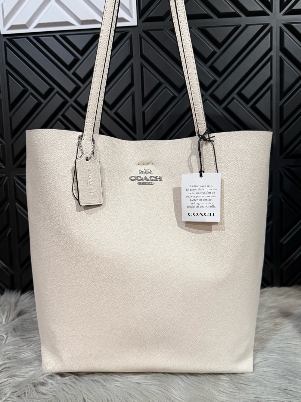 COACH Thea Tote Double face Leather. Reg ($398.00) New with tags